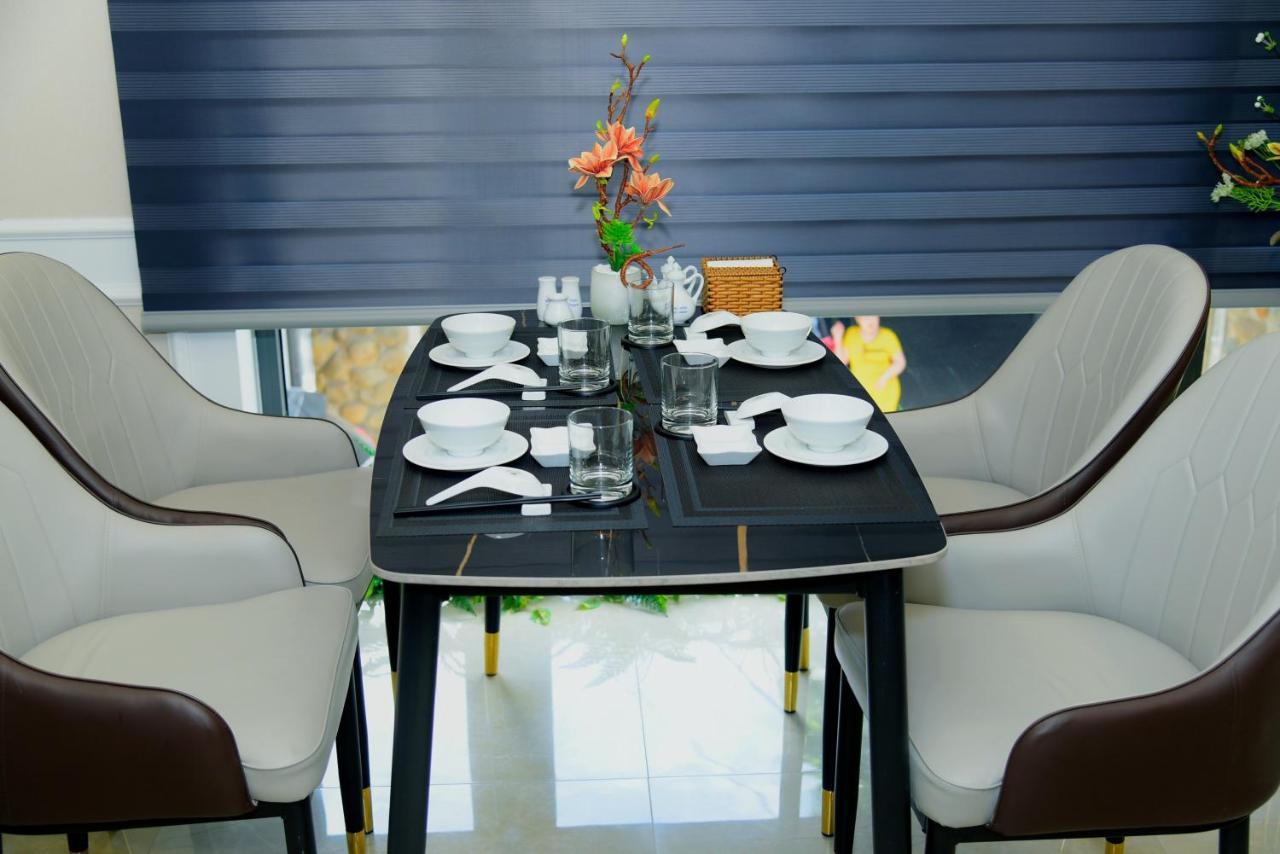 Hera Luxury Hotel Hô Chi Minh-Ville Extérieur photo