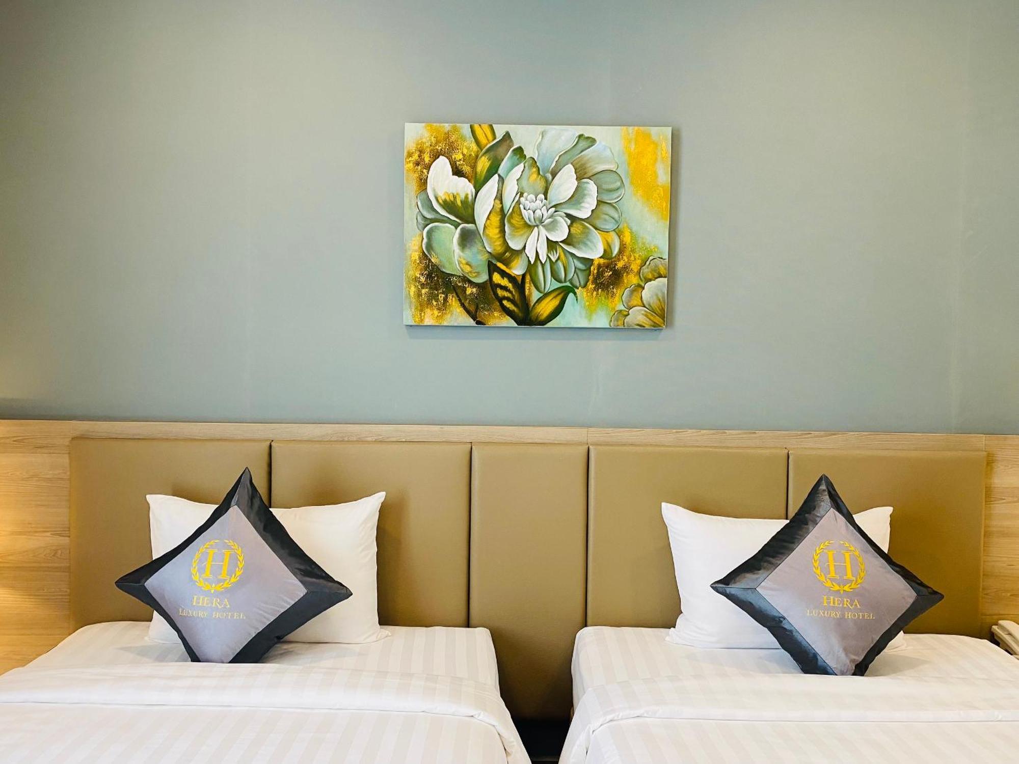 Hera Luxury Hotel Hô Chi Minh-Ville Extérieur photo