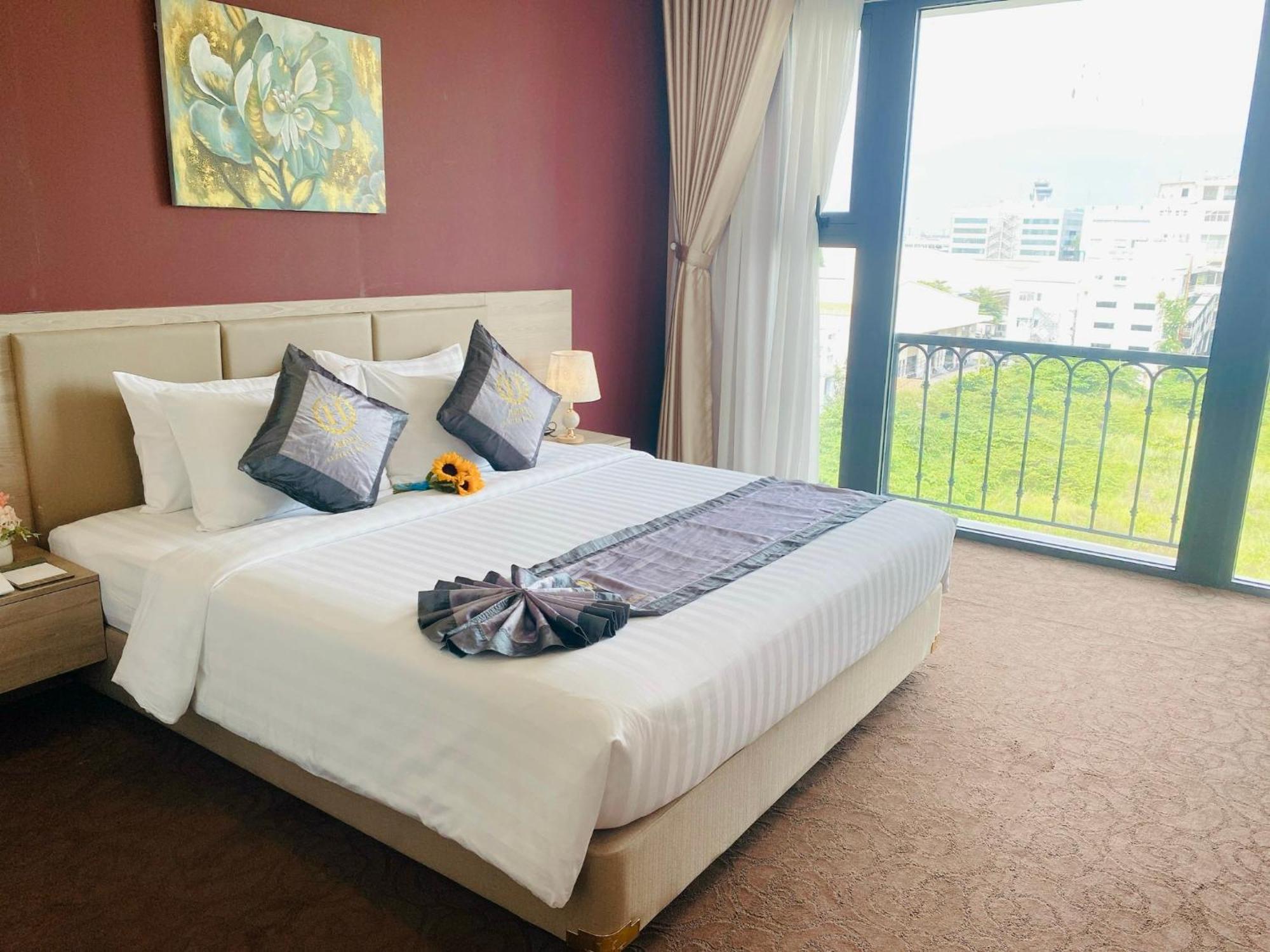 Hera Luxury Hotel Hô Chi Minh-Ville Extérieur photo